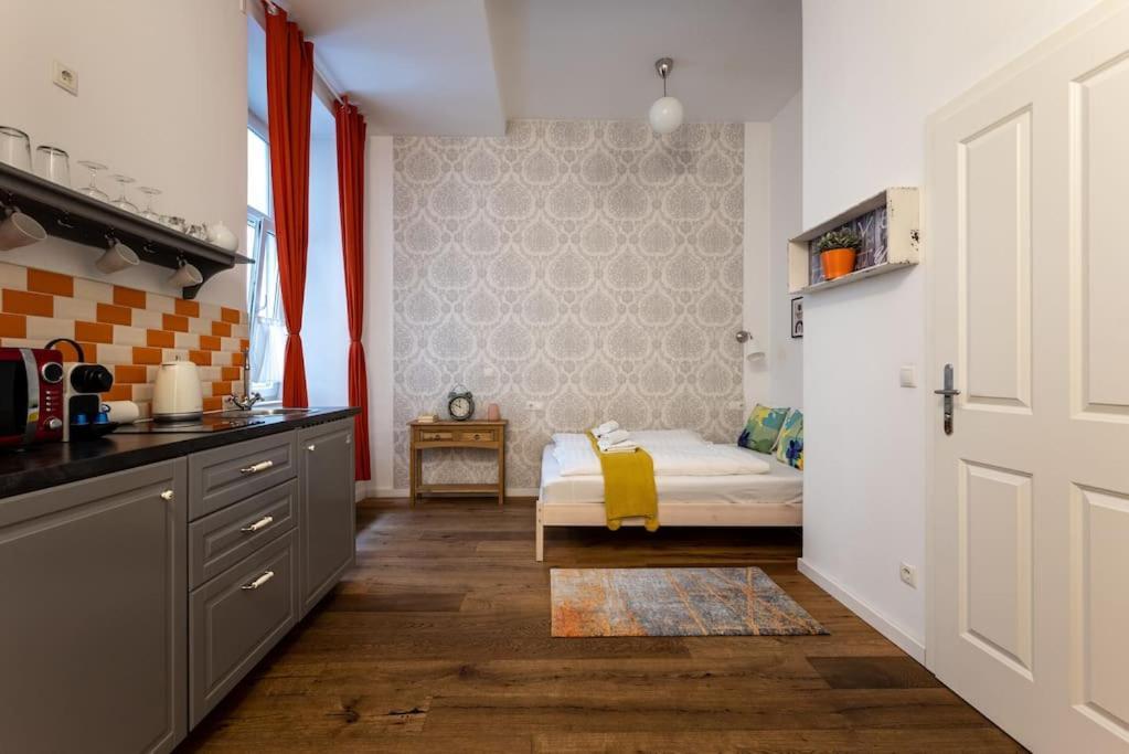 Compact Studio Near Center By Hm Wien Exterior foto