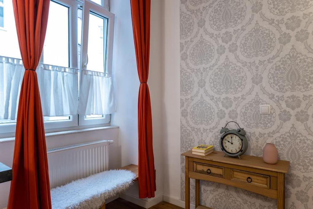 Compact Studio Near Center By Hm Wien Exterior foto